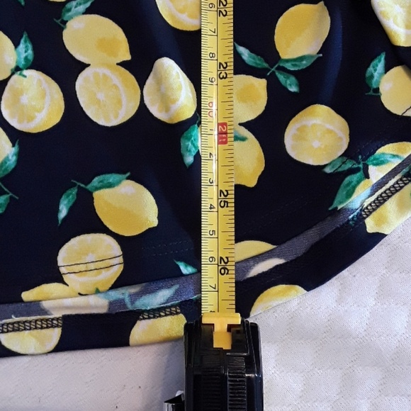 Lemon blouse 🍋 - Picture 5 of 6